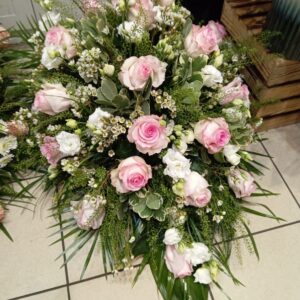 Duży floret w tonacji delikatnego różu.