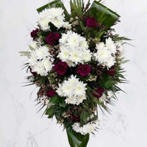 Floret z kwiatów mieszanych ,goździk, chryzantema, zieleń dekoracyjna